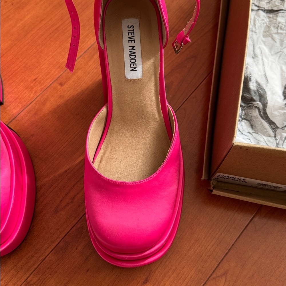 Steve Madden Charlize Hot Pink Satin Platforms - Picture 10 of 14